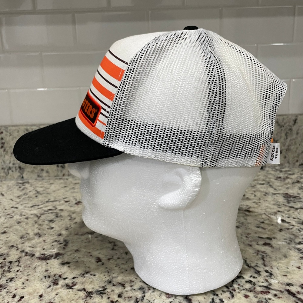 Hooters Mens Trucker Hat White Orange Baseball Striped Mesh Snapback Cap - Picture 5 of 6